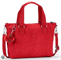 foto van rode handtas die ook als schoudertas bruikbaar is